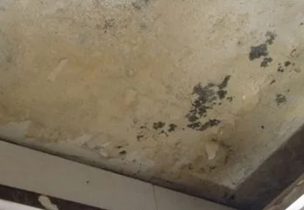 蒙山阳台漏水维修公司分享下蒙山卫生间渗水维修需要注意哪些问题。